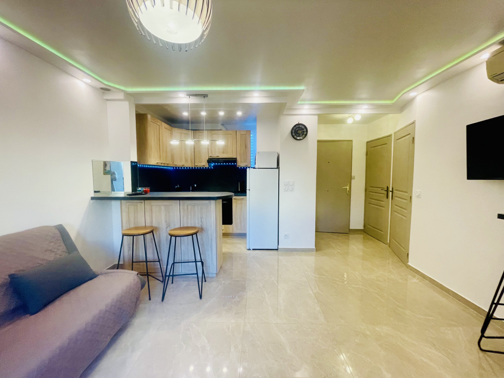 Vente Appartement 34m² 2 Pièces à Cannes la Bocca (06150) - Macylien Immobilier